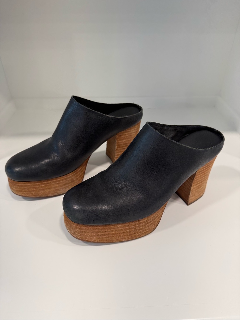 Kork-Ease Black Leather Platform Mule with Stacked platform Heel - Picture 2 of 8